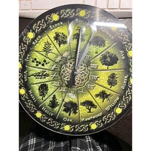 Druid tree calendar Wall Clock